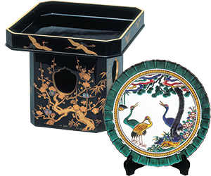 Kanazawa Lacquerware and Kutani Pottery